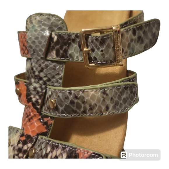 Vionic Radia Wide Wedge Slip on Adjustable Strappy Size 7 - Picture 7 of 8